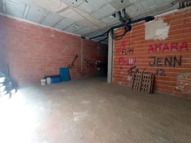 Commercial for sale in Torre-Pacheco - € 30,000 (Ref: 8676499)