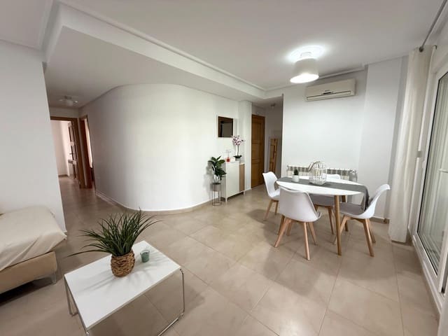 2 soverom Leilighet til leie i La Torre Golf Resort, Torre-Pacheco med svømmebasseng garasje - € 750 (Ref: 9073560)