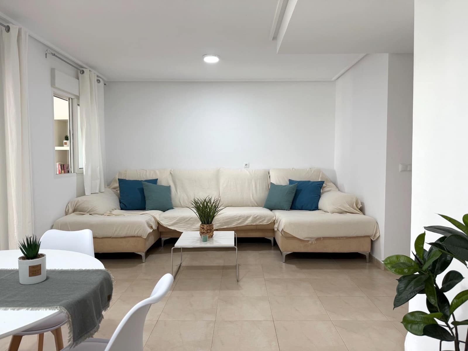 2 soverom Leilighet til leie i La Torre Golf Resort med svømmebasseng garasje - € 750 (Ref: 9073560)