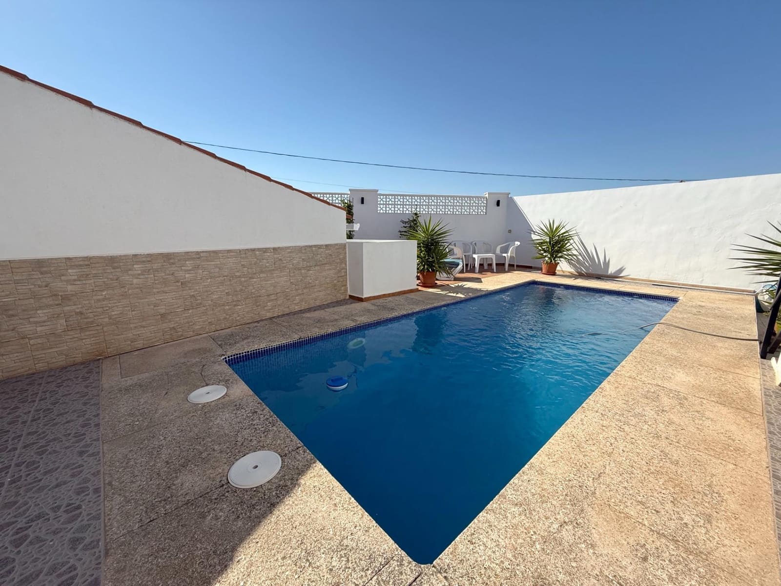 3 soverom Villa til salgs i Las Palas med svømmebasseng garasje - € 149 000 (Ref: 9073562)