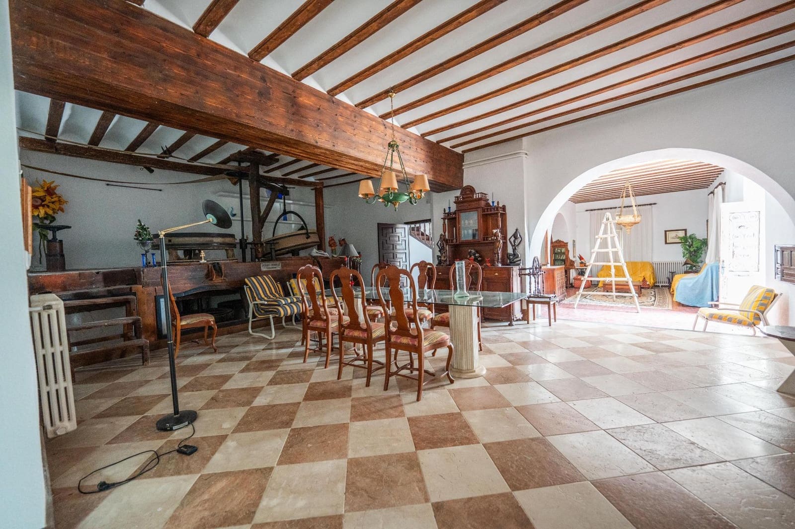 10 soveværelse Finca/Landehus til salg i Caravaca de la Cruz med swimmingpool garage - € 900.000 (Ref: 9073563)