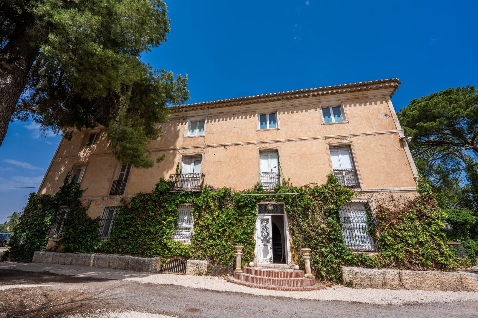 10 soveværelse Finca/Landehus til salg i Caravaca de la Cruz med swimmingpool garage - € 900.000 (Ref: 9073563)