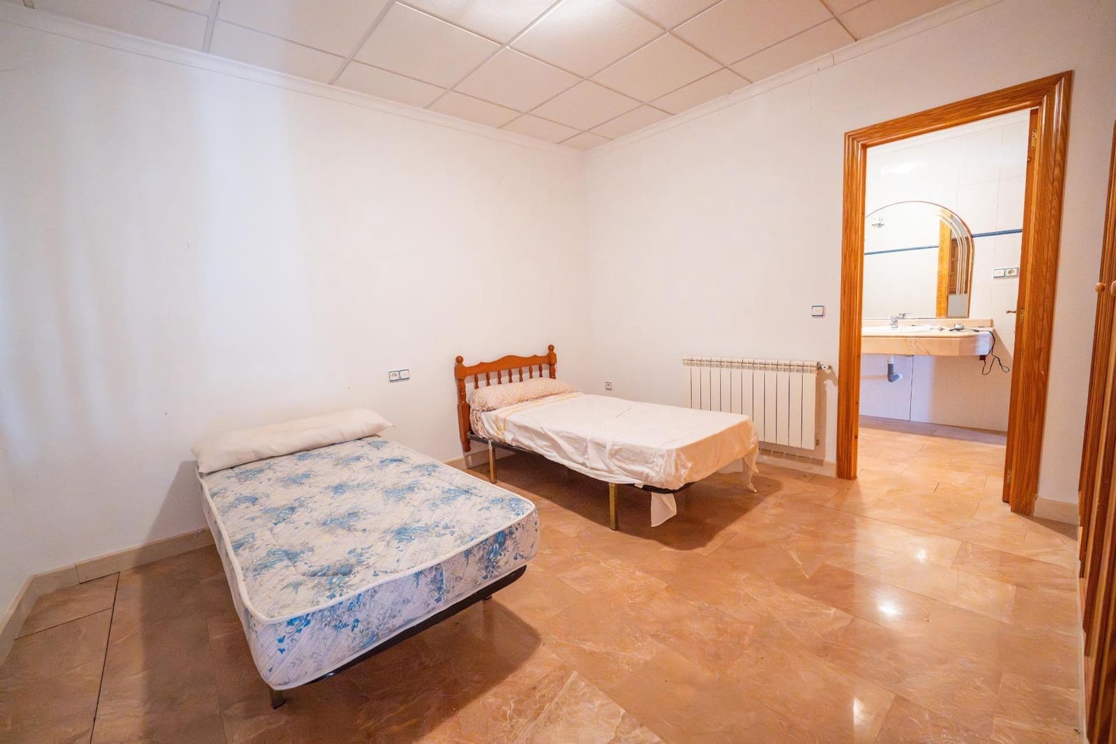 10 soveværelse Finca/Landehus til salg i Caravaca de la Cruz med swimmingpool garage - € 900.000 (Ref: 9073563)