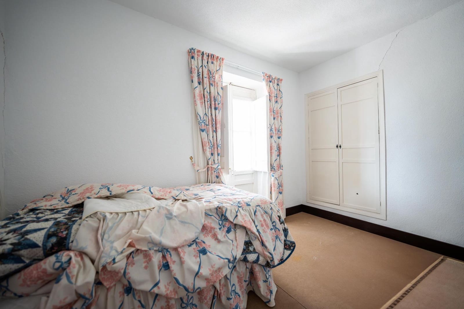 10 soveværelse Finca/Landehus til salg i Caravaca de la Cruz med swimmingpool garage - € 900.000 (Ref: 9073563)