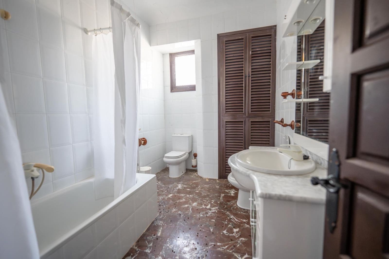 10 soveværelse Finca/Landehus til salg i Caravaca de la Cruz med swimmingpool garage - € 900.000 (Ref: 9073563)