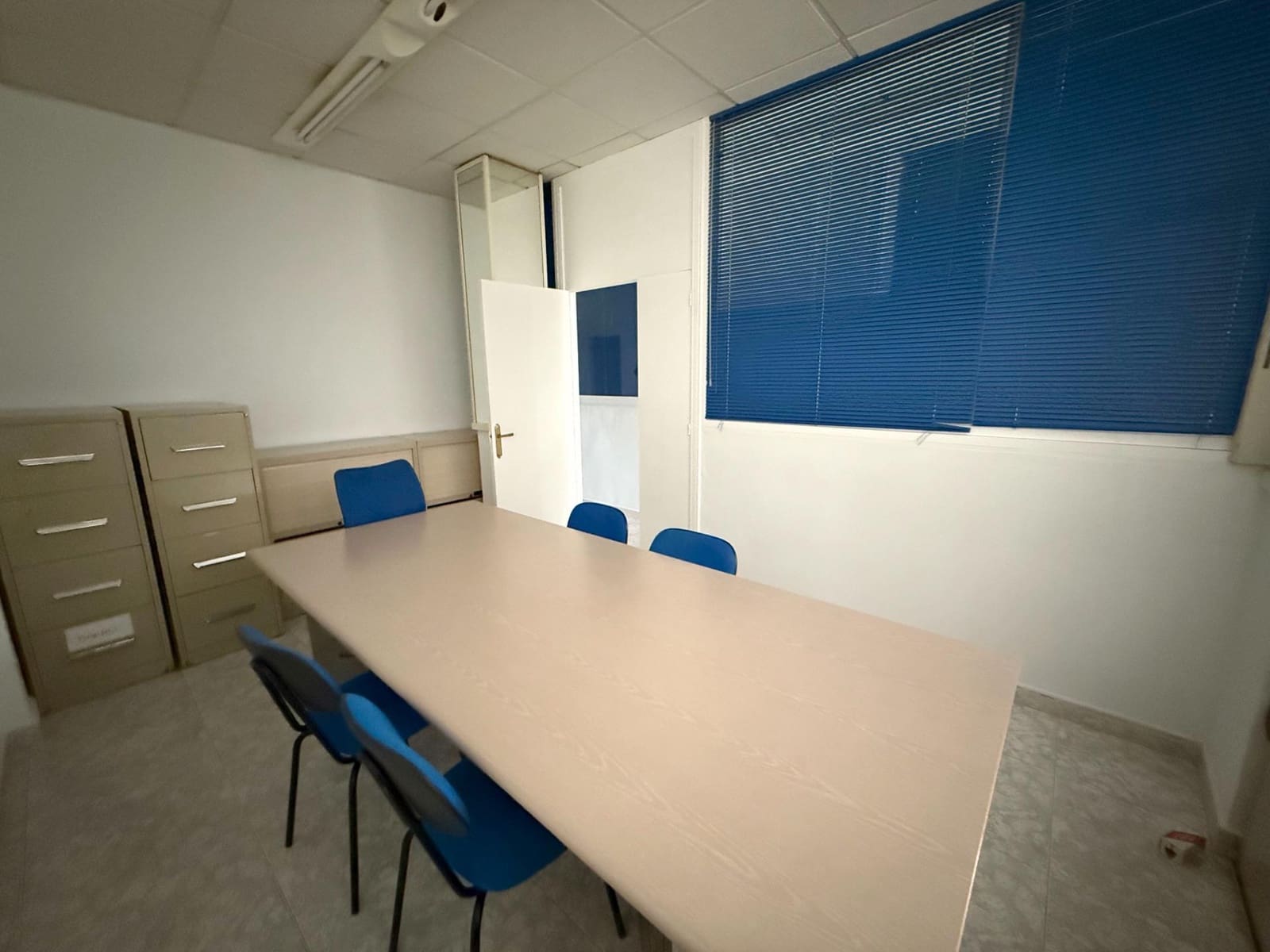 6 slaapkamer Commercieel te koop in Los Alcazares - € 170.000 (Ref: 9075265)