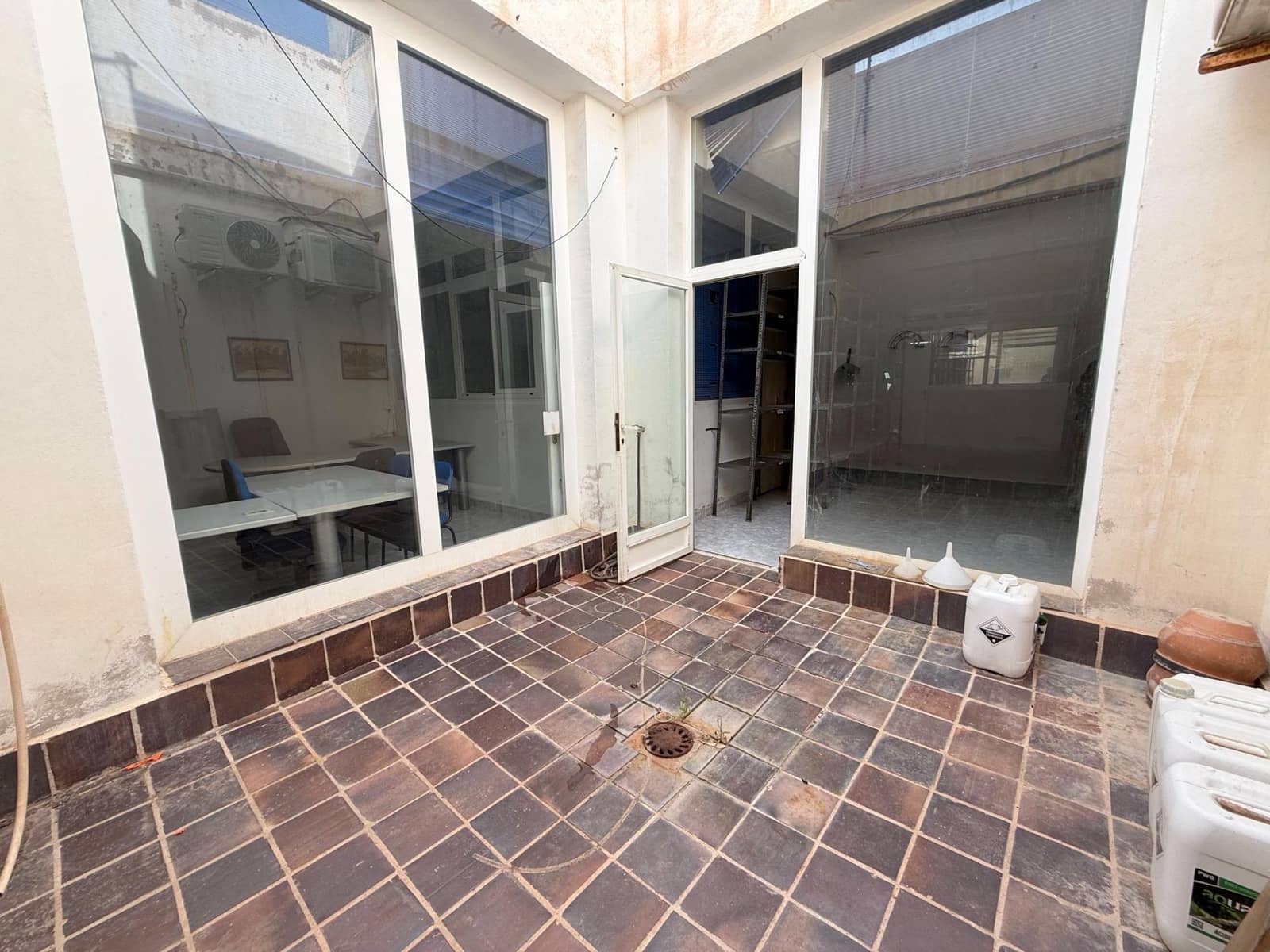 6 slaapkamer Commercieel te koop in Los Alcazares - € 170.000 (Ref: 9075265)