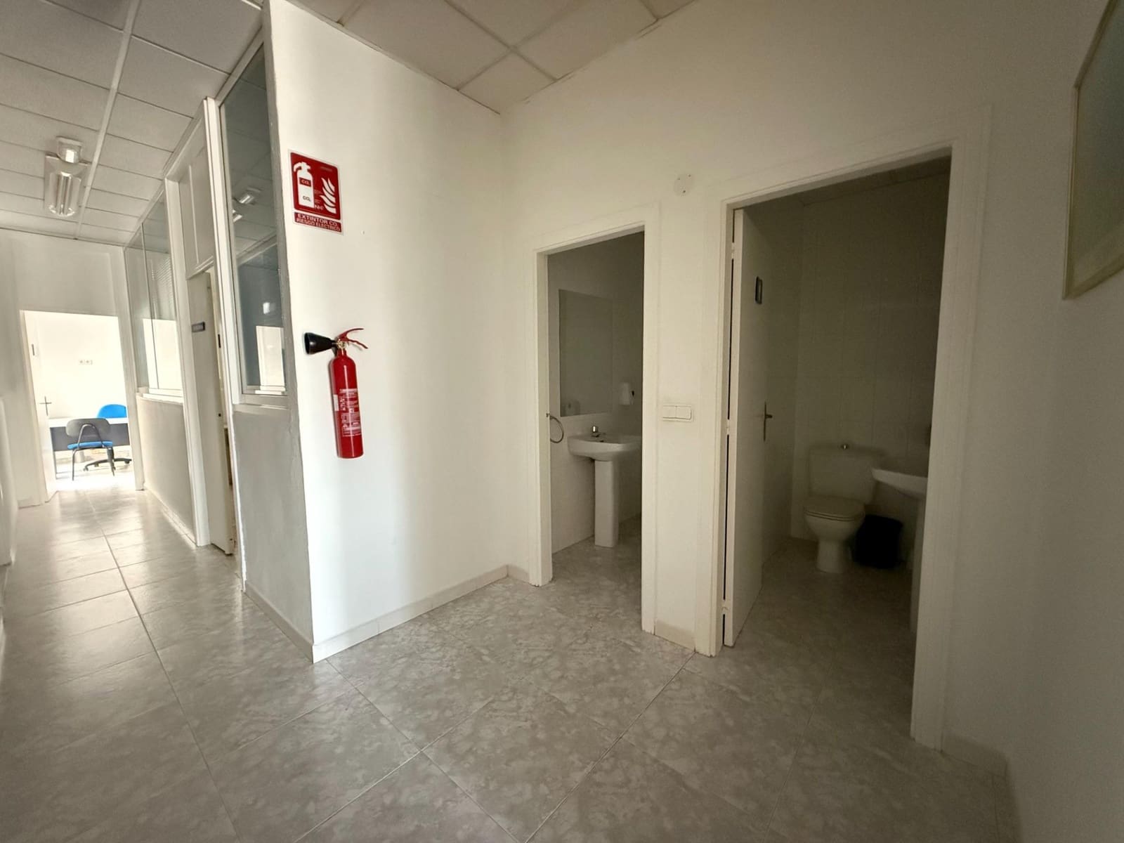 6 slaapkamer Commercieel te koop in Los Alcazares - € 170.000 (Ref: 9075265)