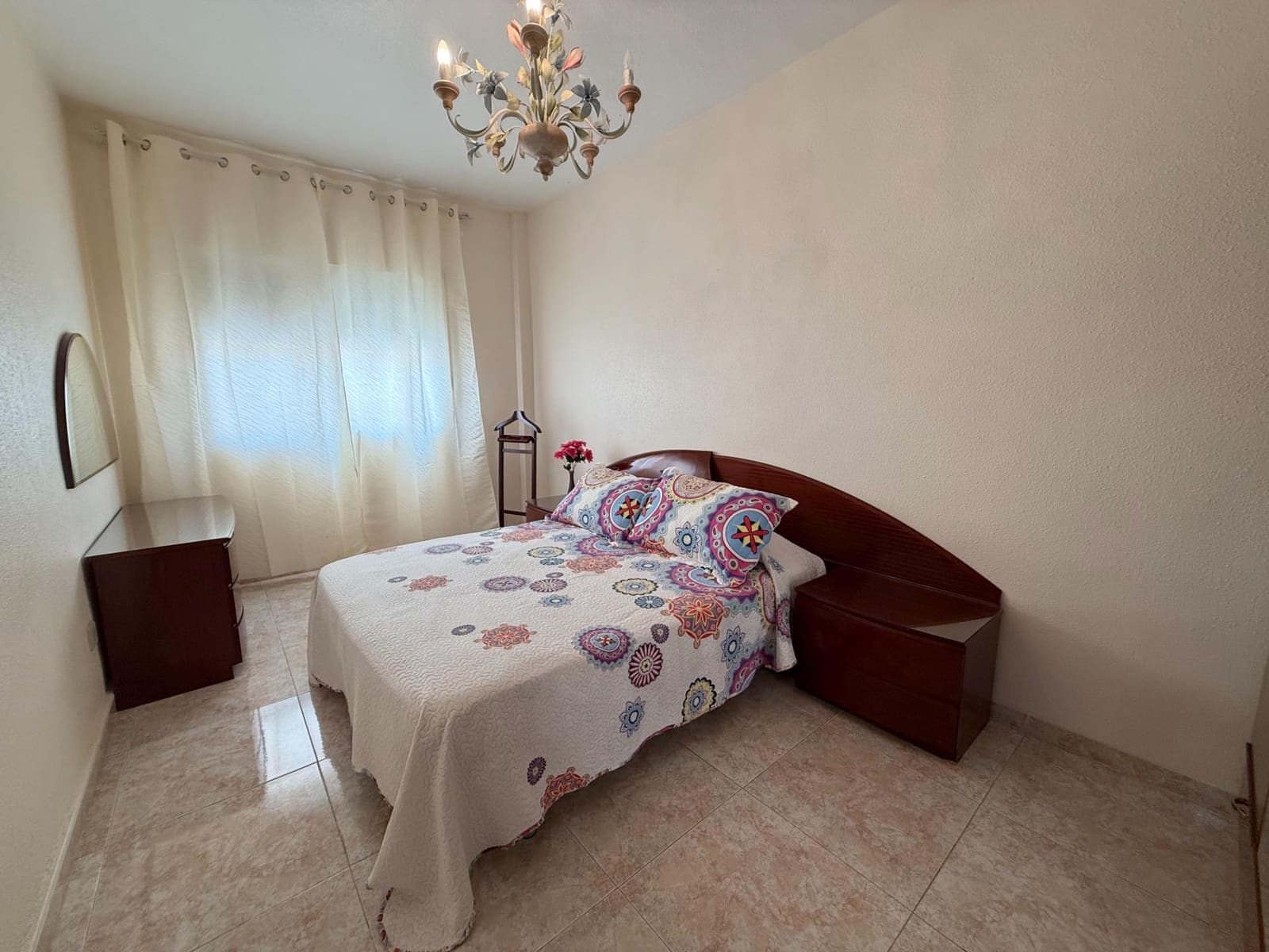 4 soveværelse Rækkehus til salg i Roldan med garage - € 165.000 (Ref: 9145708)