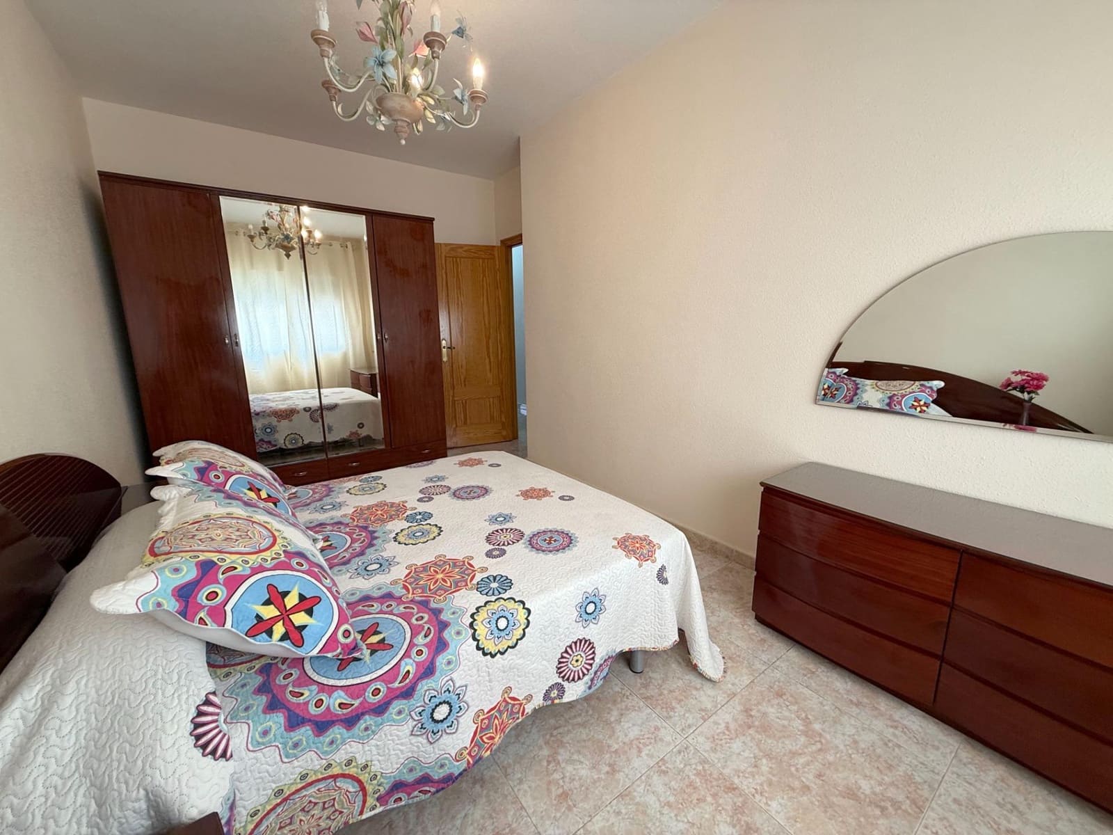 4 soveværelse Rækkehus til salg i Roldan med garage - € 165.000 (Ref: 9145708)