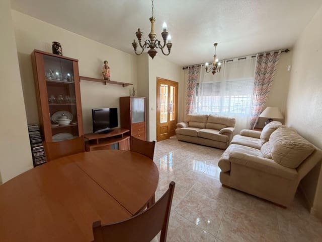 4 slaapkamer Rijtjeshuis te koop in Roldan, Torre-Pacheco met garage - € 165.000 (Ref: 9145708)