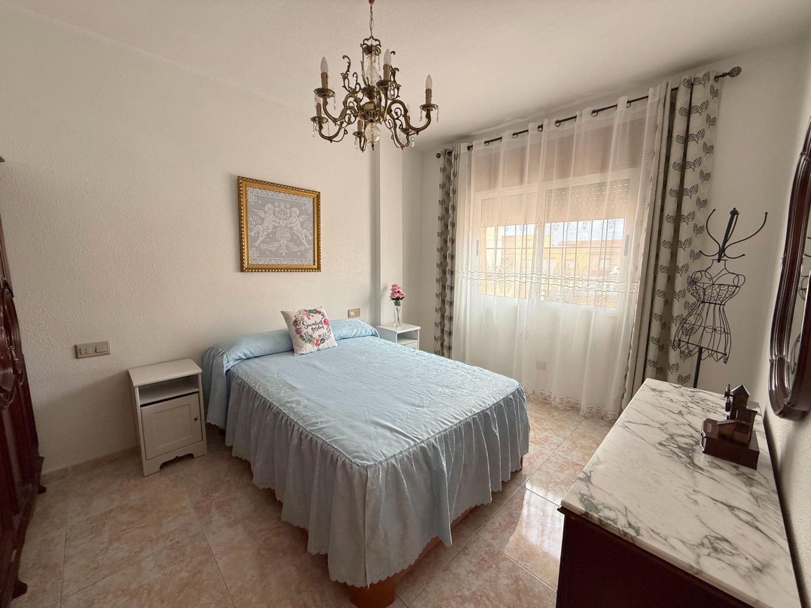 4 soveværelse Rækkehus til salg i Roldan med garage - € 165.000 (Ref: 9145708)