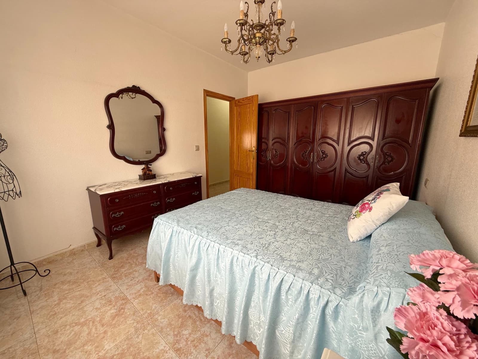 4 soveværelse Rækkehus til salg i Roldan med garage - € 165.000 (Ref: 9145708)