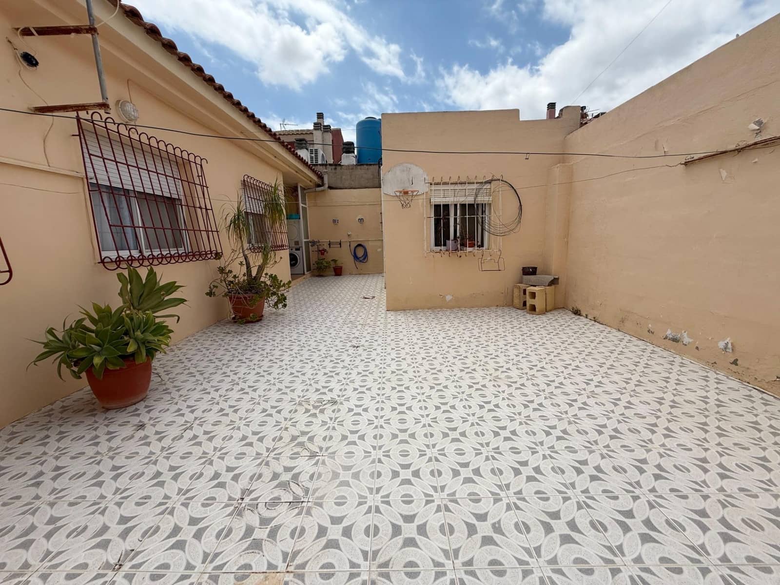 4 soveværelse Rækkehus til salg i Roldan med garage - € 165.000 (Ref: 9145708)