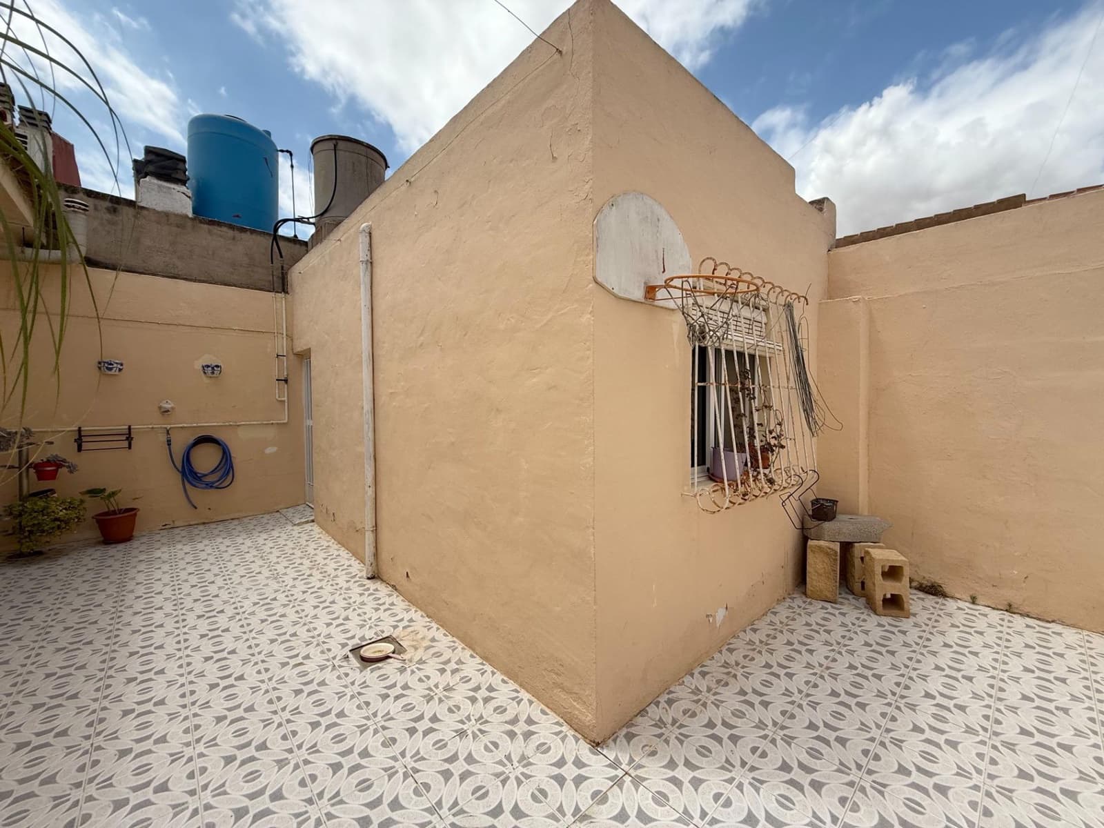 4 soveværelse Rækkehus til salg i Roldan med garage - € 165.000 (Ref: 9145708)