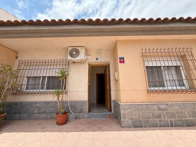 4 slaapkamer Rijtjeshuis te koop in Roldan, Torre-Pacheco met garage - € 165.000 (Ref: 9145708)