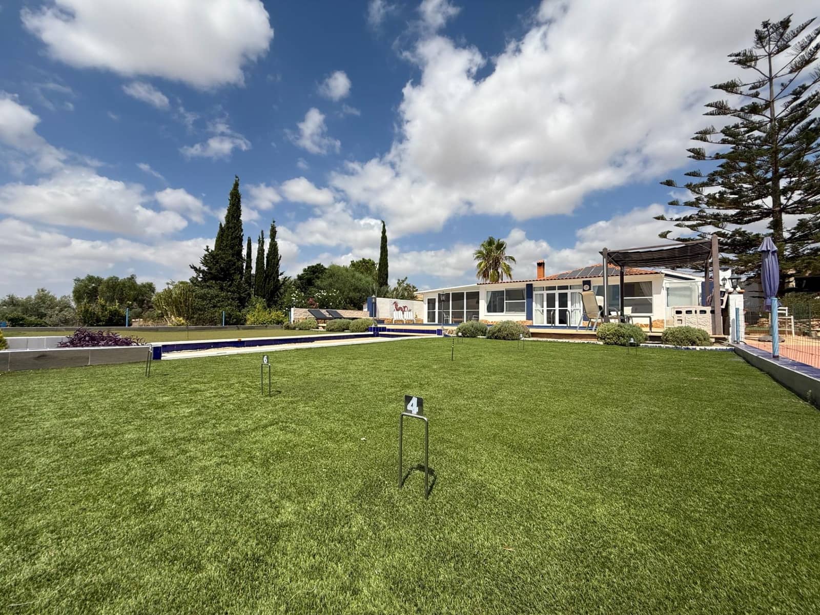 6 soveværelse Finca/Landehus til salg i Roldan med swimmingpool garage - € 600.000 (Ref: 9152385)