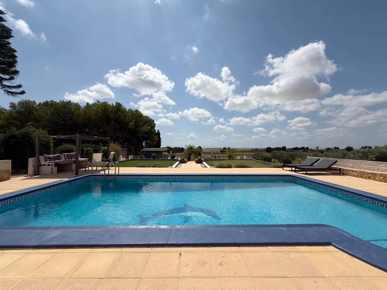 6 soveværelse Finca/Landehus til salg i Roldan med swimmingpool garage - € 600.000 (Ref: 9152385)