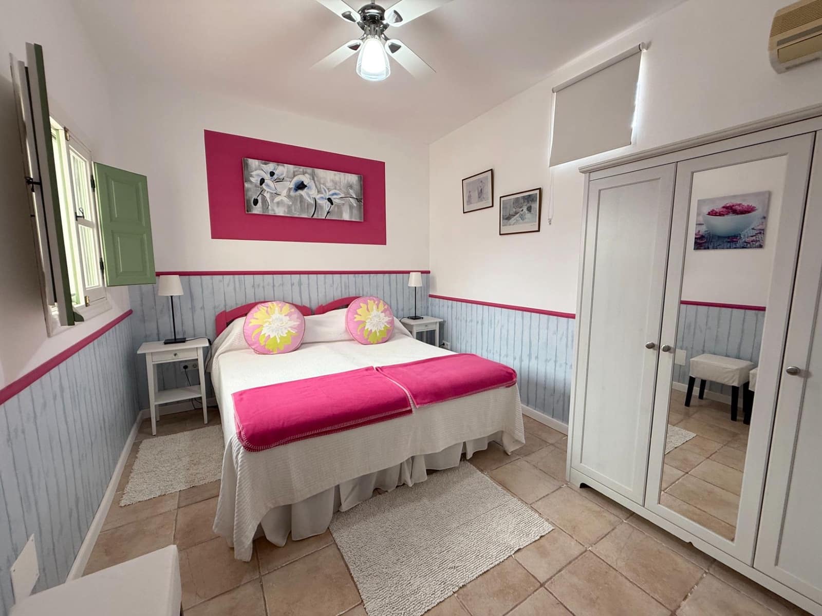 6 soveværelse Finca/Landehus til salg i Roldan med swimmingpool garage - € 600.000 (Ref: 9152385)