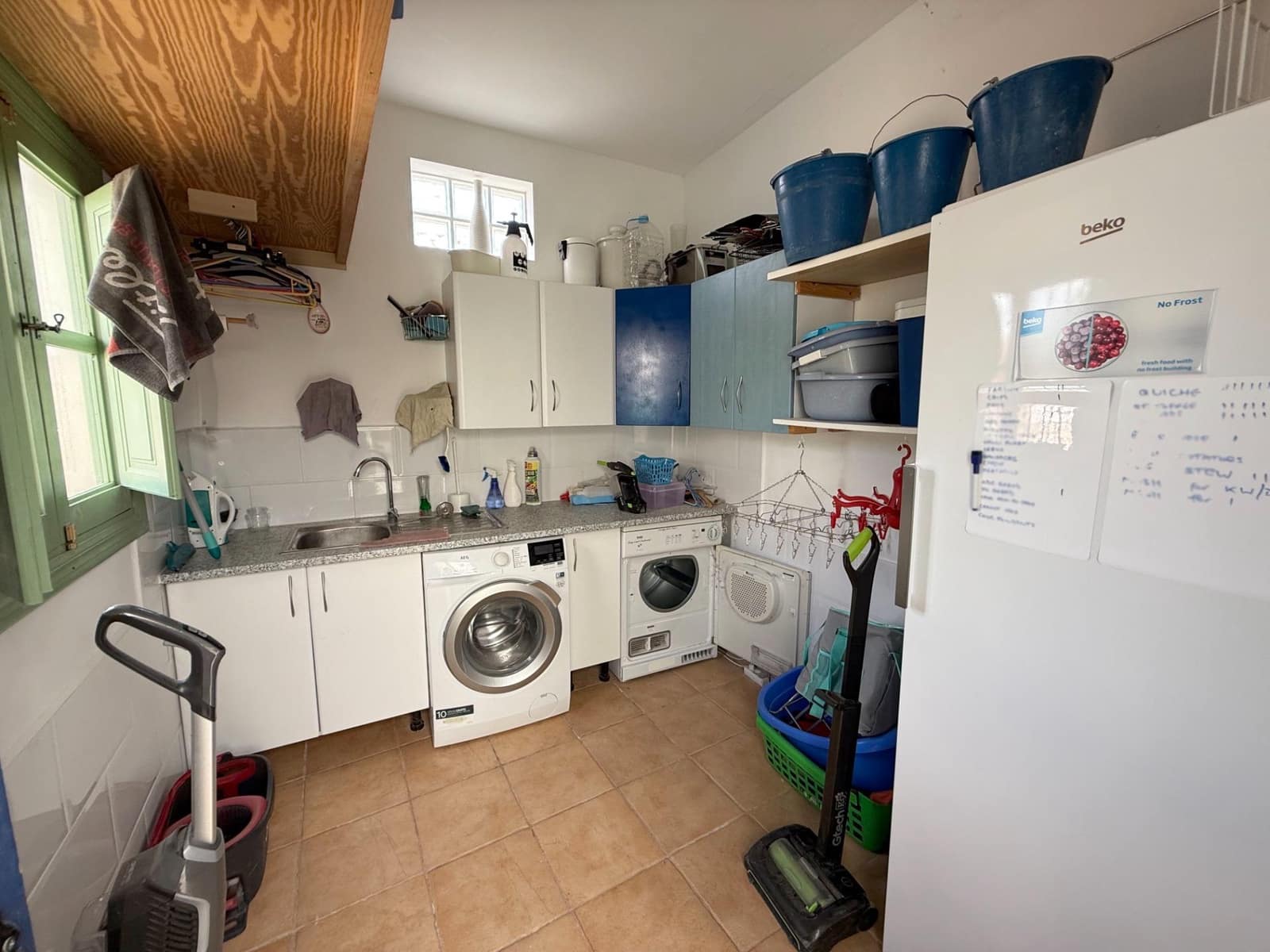 6 soveværelse Finca/Landehus til salg i Roldan med swimmingpool garage - € 600.000 (Ref: 9152385)