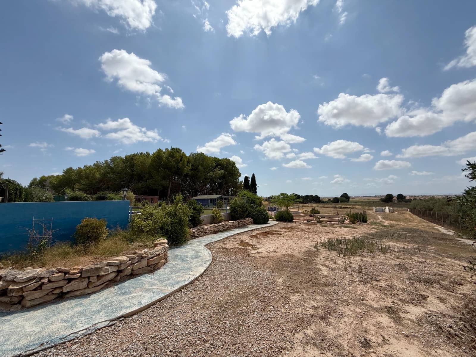 6 soveværelse Finca/Landehus til salg i Roldan med swimmingpool garage - € 600.000 (Ref: 9152385)