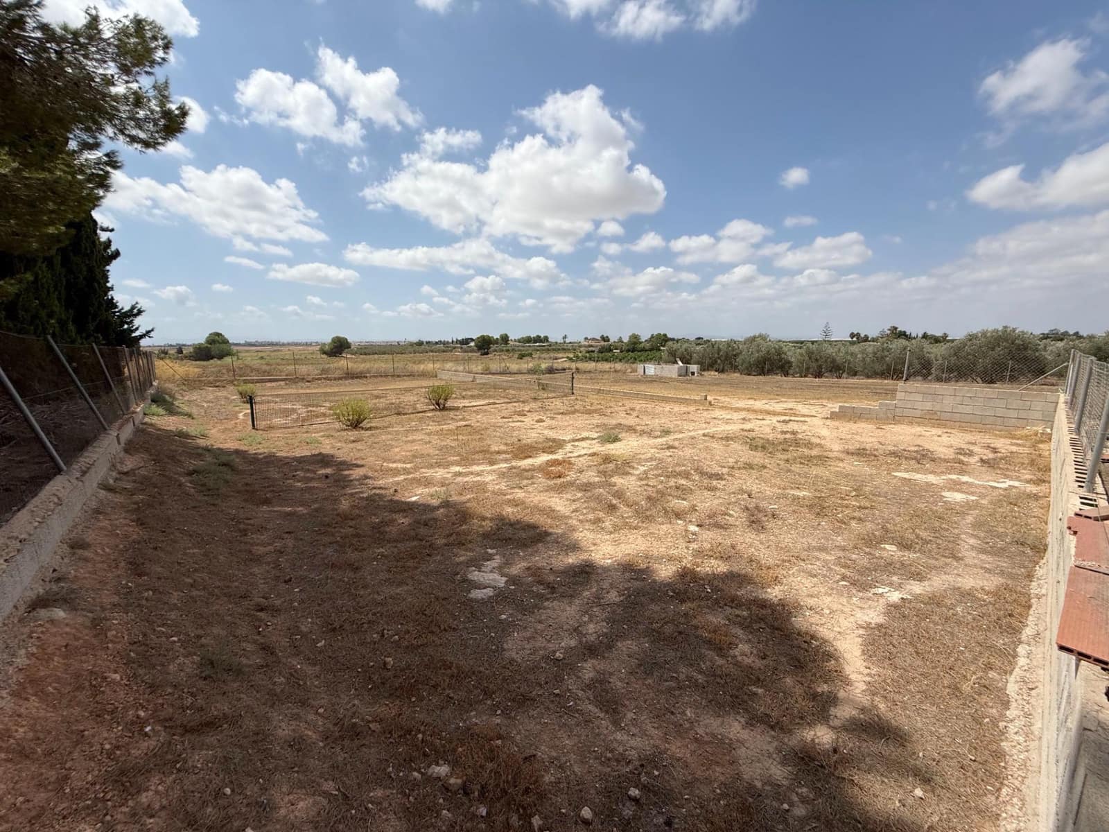 6 soveværelse Finca/Landehus til salg i Roldan med swimmingpool garage - € 600.000 (Ref: 9152385)