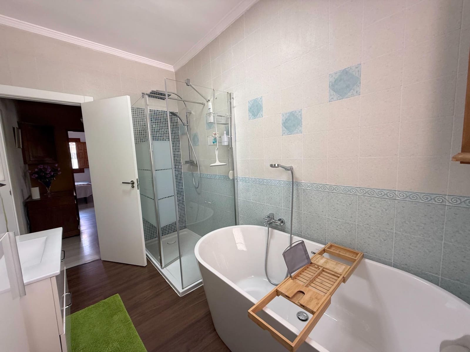 6 soveværelse Finca/Landehus til salg i Roldan med swimmingpool garage - € 600.000 (Ref: 9152385)