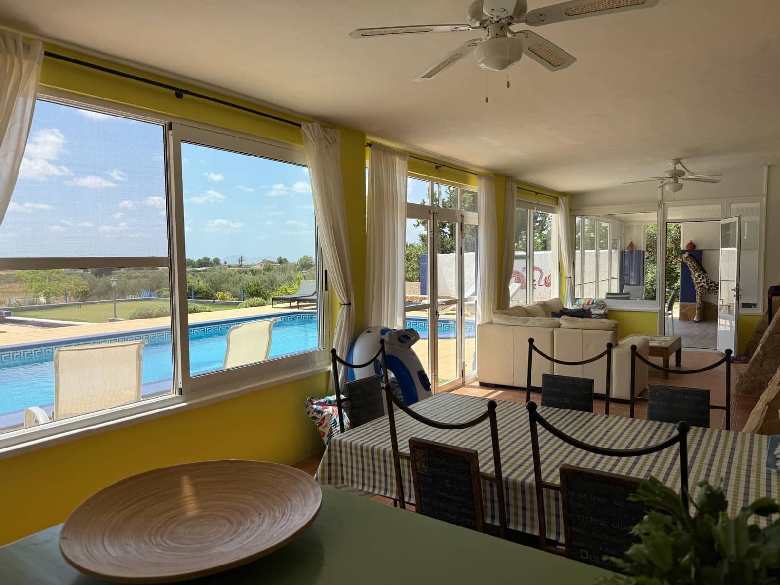 6 soveværelse Finca/Landehus til salg i Roldan med swimmingpool garage - € 600.000 (Ref: 9152385)