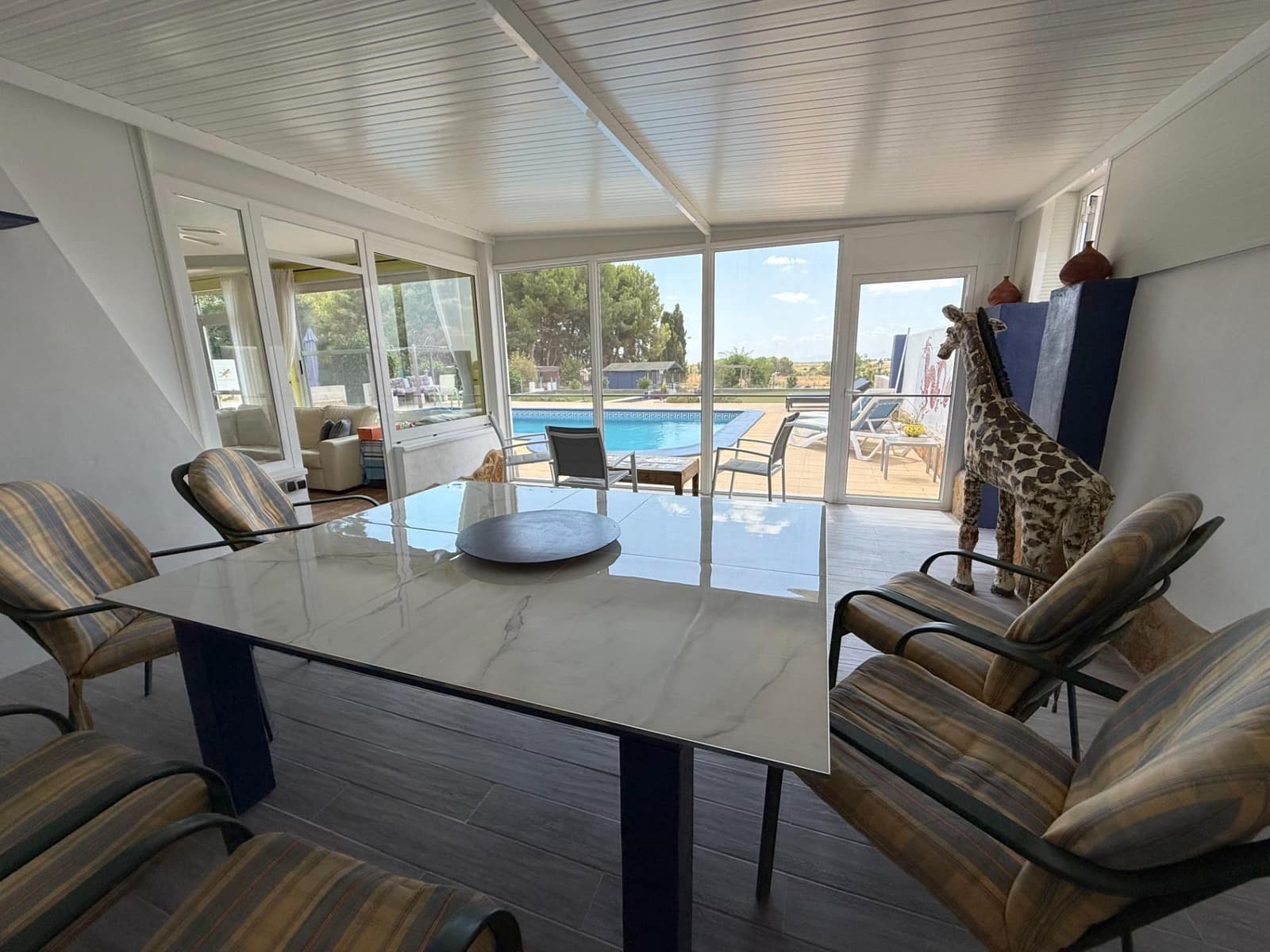 6 soveværelse Finca/Landehus til salg i Roldan med swimmingpool garage - € 600.000 (Ref: 9152385)