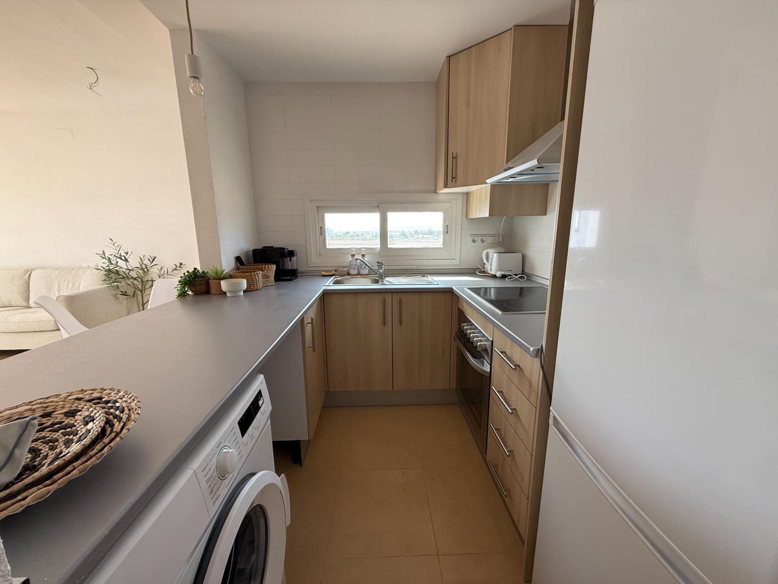 2 soverom Leilighet til leie i Terrazas de la Torre med svømmebasseng - € 650 (Ref: 9202589)