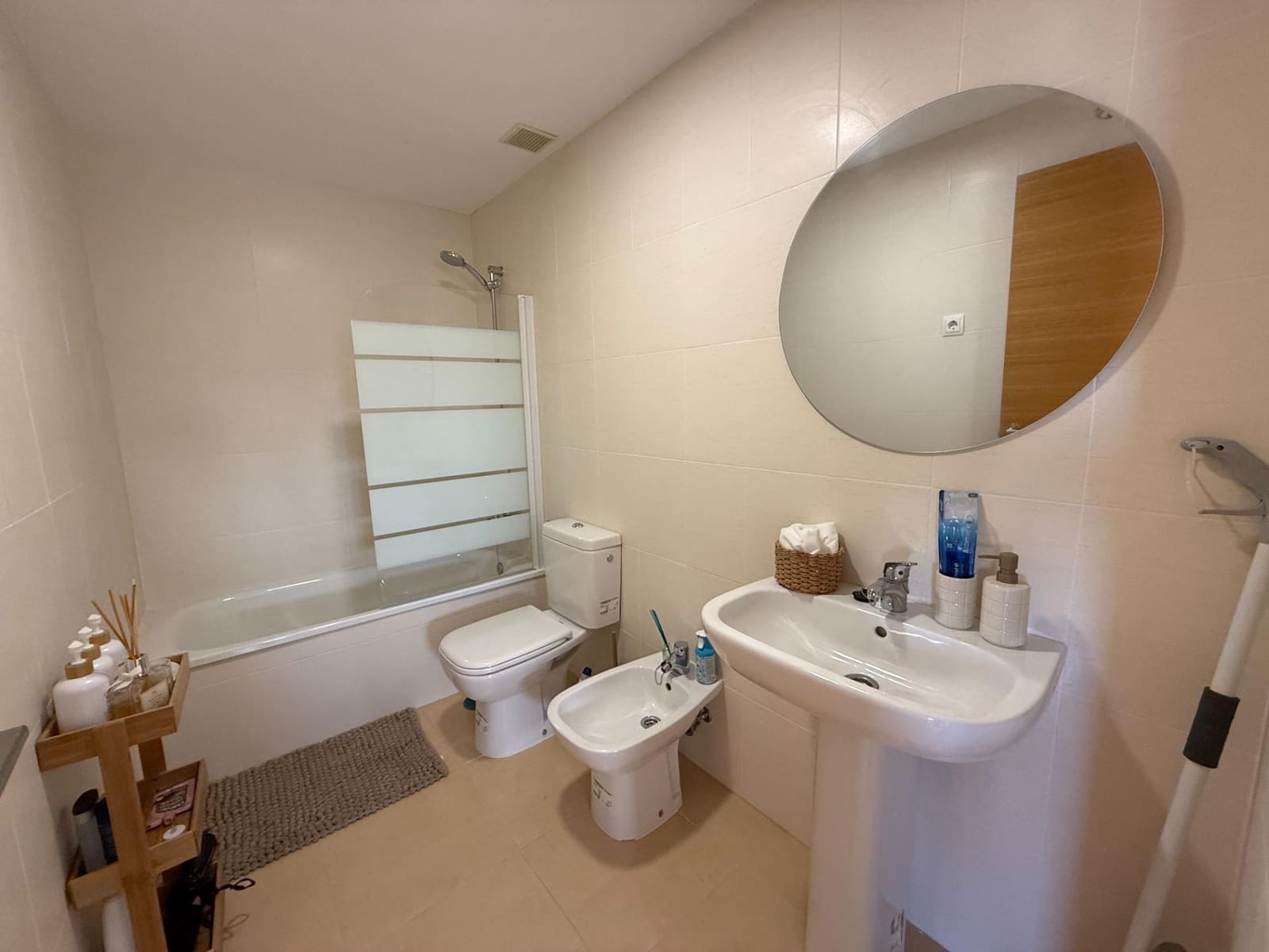 2 soverom Leilighet til leie i Terrazas de la Torre med svømmebasseng - € 650 (Ref: 9202589)