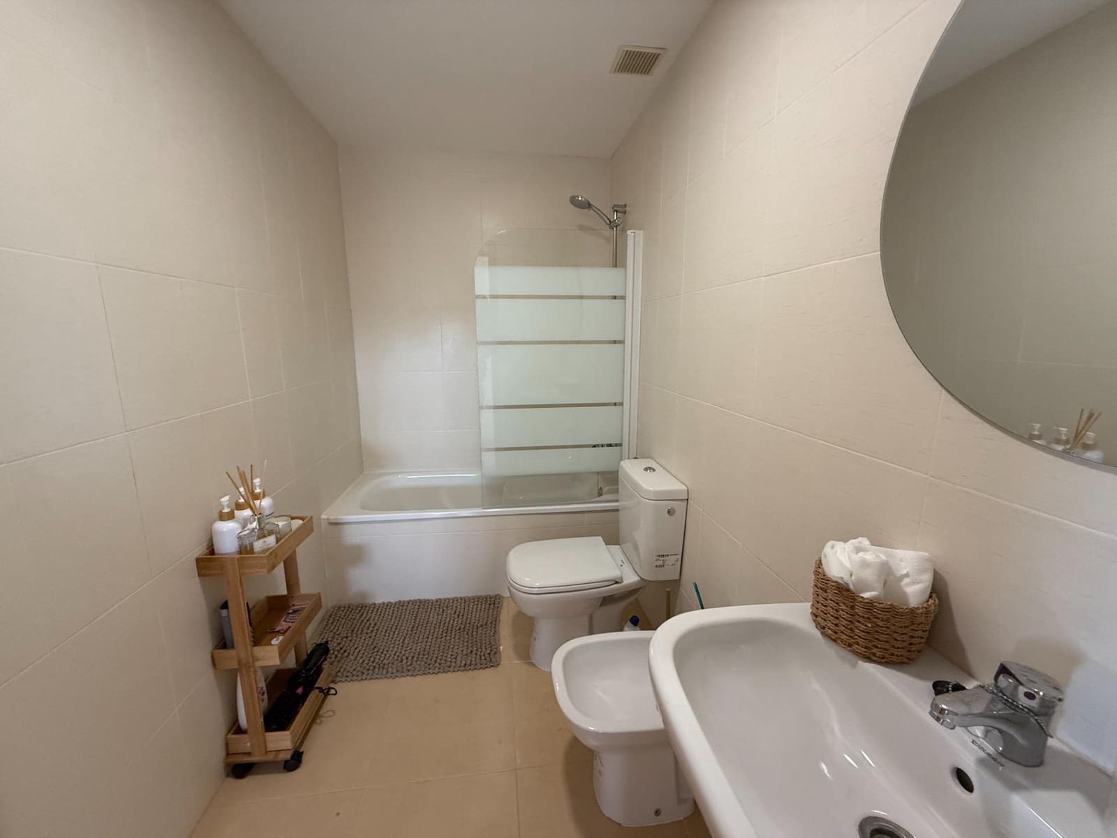 2 soverom Leilighet til leie i Terrazas de la Torre med svømmebasseng - € 650 (Ref: 9202589)