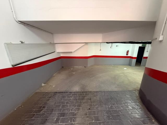 Autotalli myytävänä paikassa San Pedro del Pinatar - 5 000 € (Ref: 9264348)