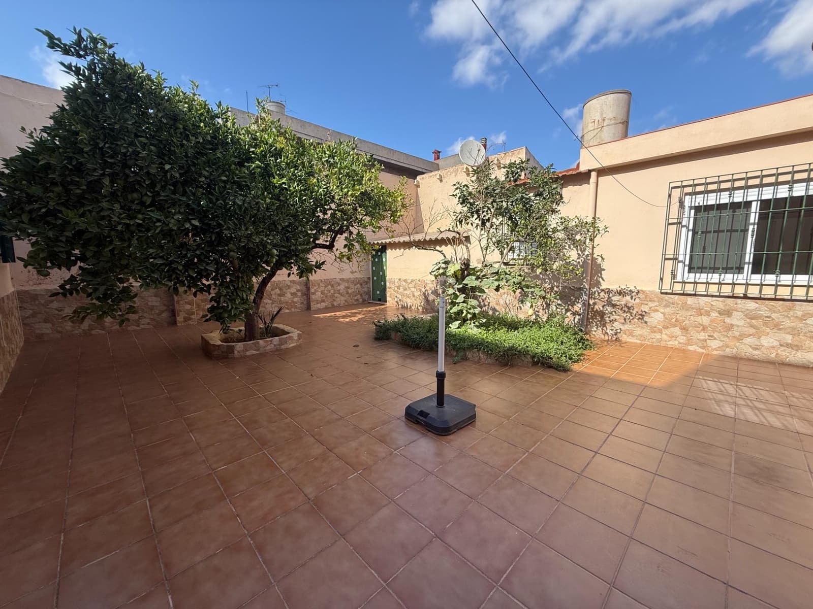 3 sypialnia Dom na sprzedaż w Roldan z garażem - 149 000 € (Ref: 9276511)