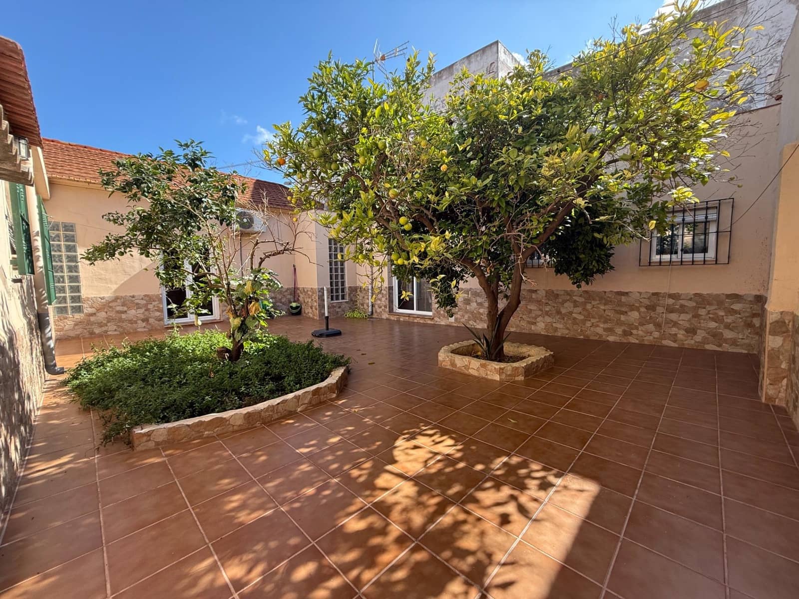 3 sypialnia Dom na sprzedaż w Roldan z garażem - 149 000 € (Ref: 9276511)