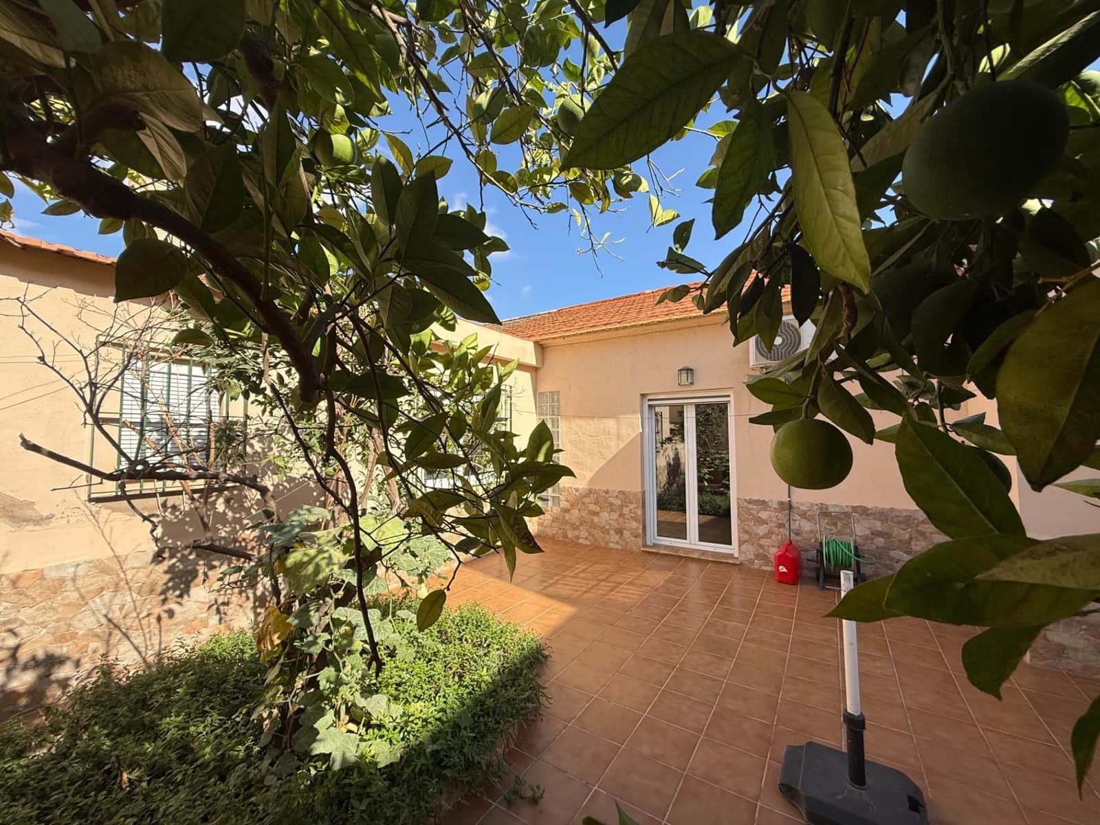 3 sypialnia Dom na sprzedaż w Roldan z garażem - 149 000 € (Ref: 9276511)