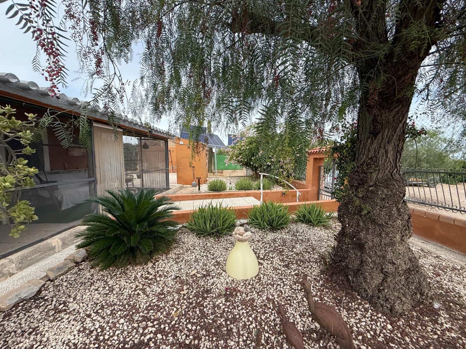 5 soveværelse Finca/Landehus til salg i Murcia by med swimmingpool - € 245.000 (Ref: 9308695)