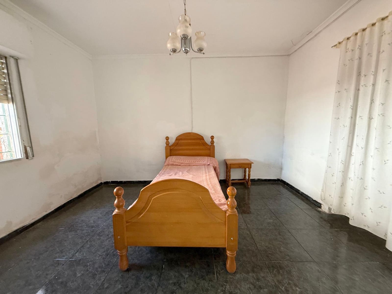 4 soverom Finca/Herregård til salgs i Gea y Truyols med svømmebasseng garasje - € 195 000 (Ref: 9326650)