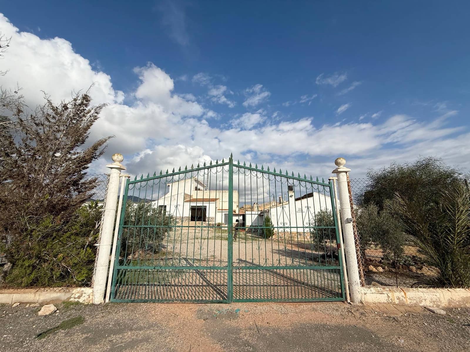 4 soverom Finca/Herregård til salgs i Gea y Truyols med svømmebasseng garasje - € 195 000 (Ref: 9326650)