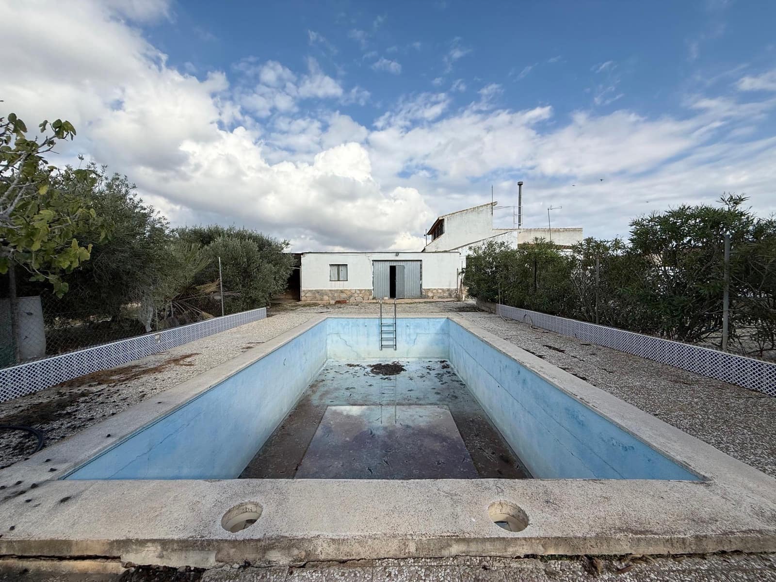 4 soverom Finca/Herregård til salgs i Gea y Truyols med svømmebasseng garasje - € 195 000 (Ref: 9326650)