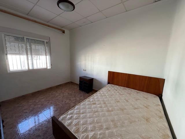 4 quarto Moradia em Banda para venda em Balsicas, Torre-Pacheco - 125 000 € (Ref: 9349407)