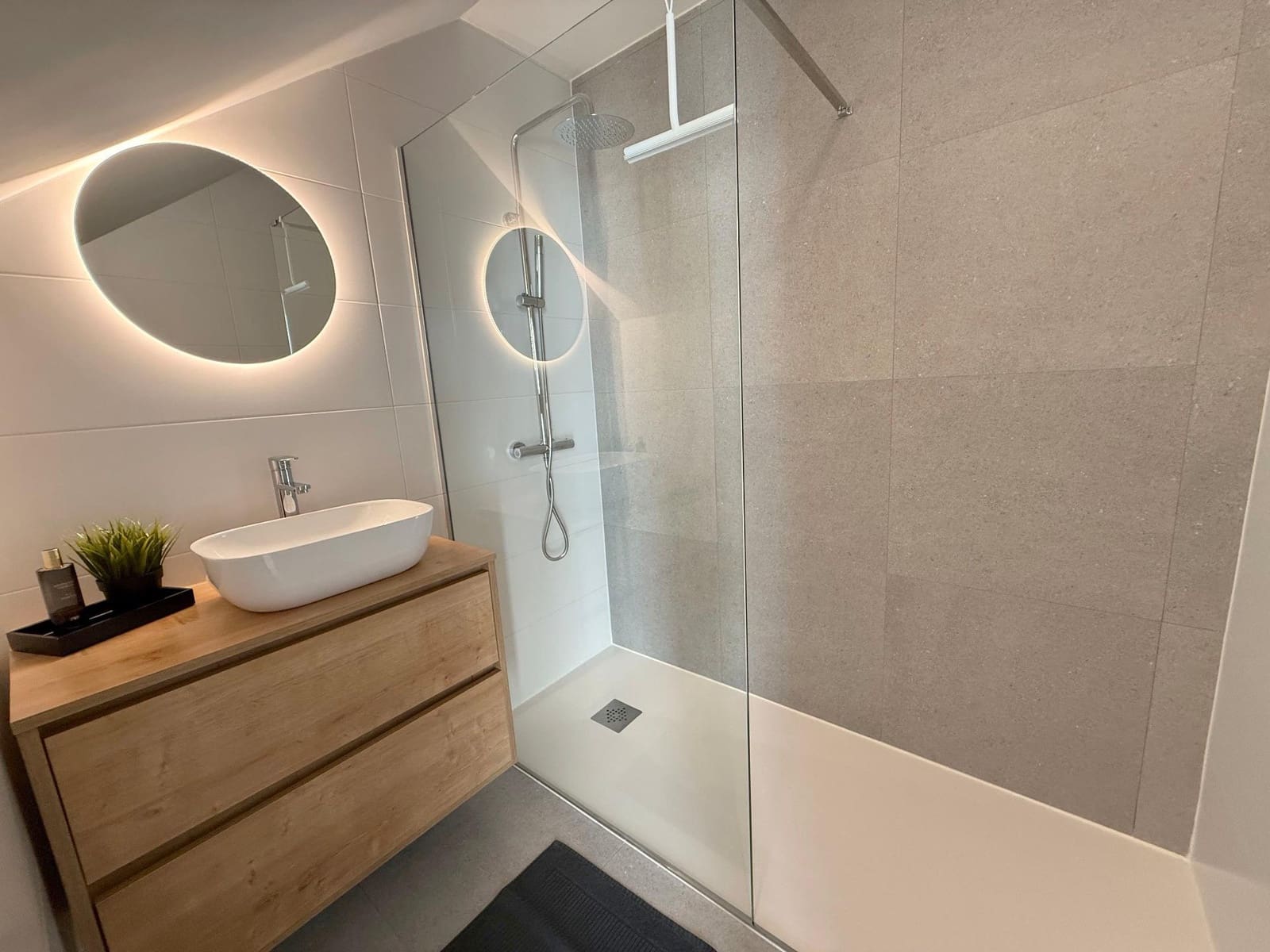 3 soverom Villa til salgs i Roldan med svømmebasseng - € 320 000 (Ref: 9419606)