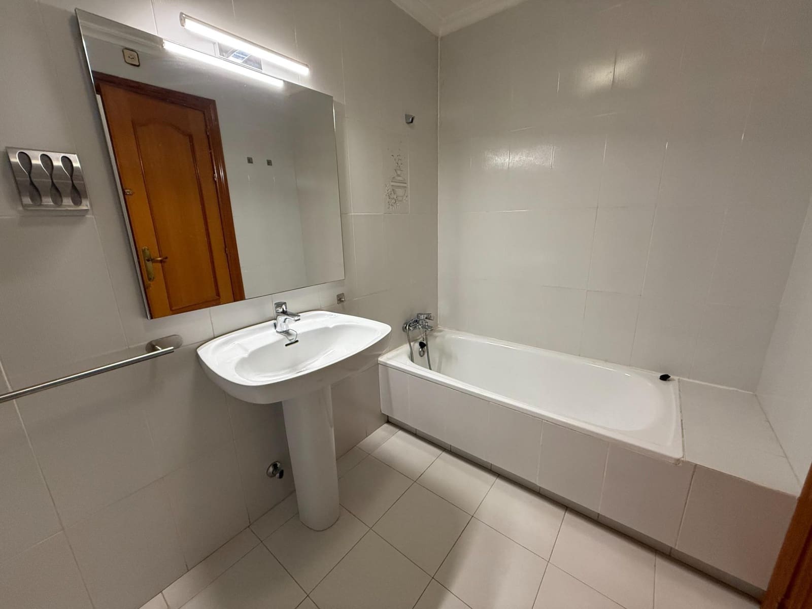 Piso de 4 habitaciones en Torre-Pacheco en alquiler - 700 € (Ref: 9440243)