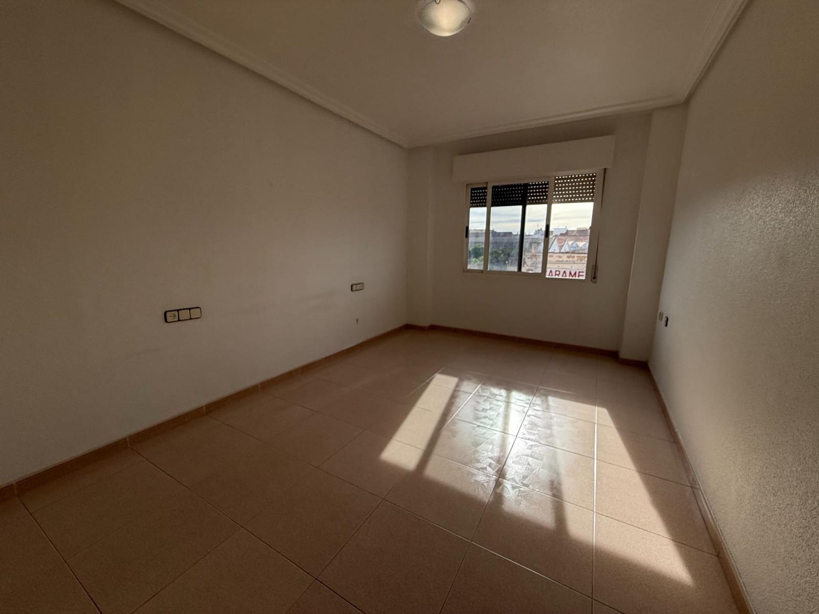 Piso de 4 habitaciones en Torre-Pacheco en alquiler - 700 € (Ref: 9440243)