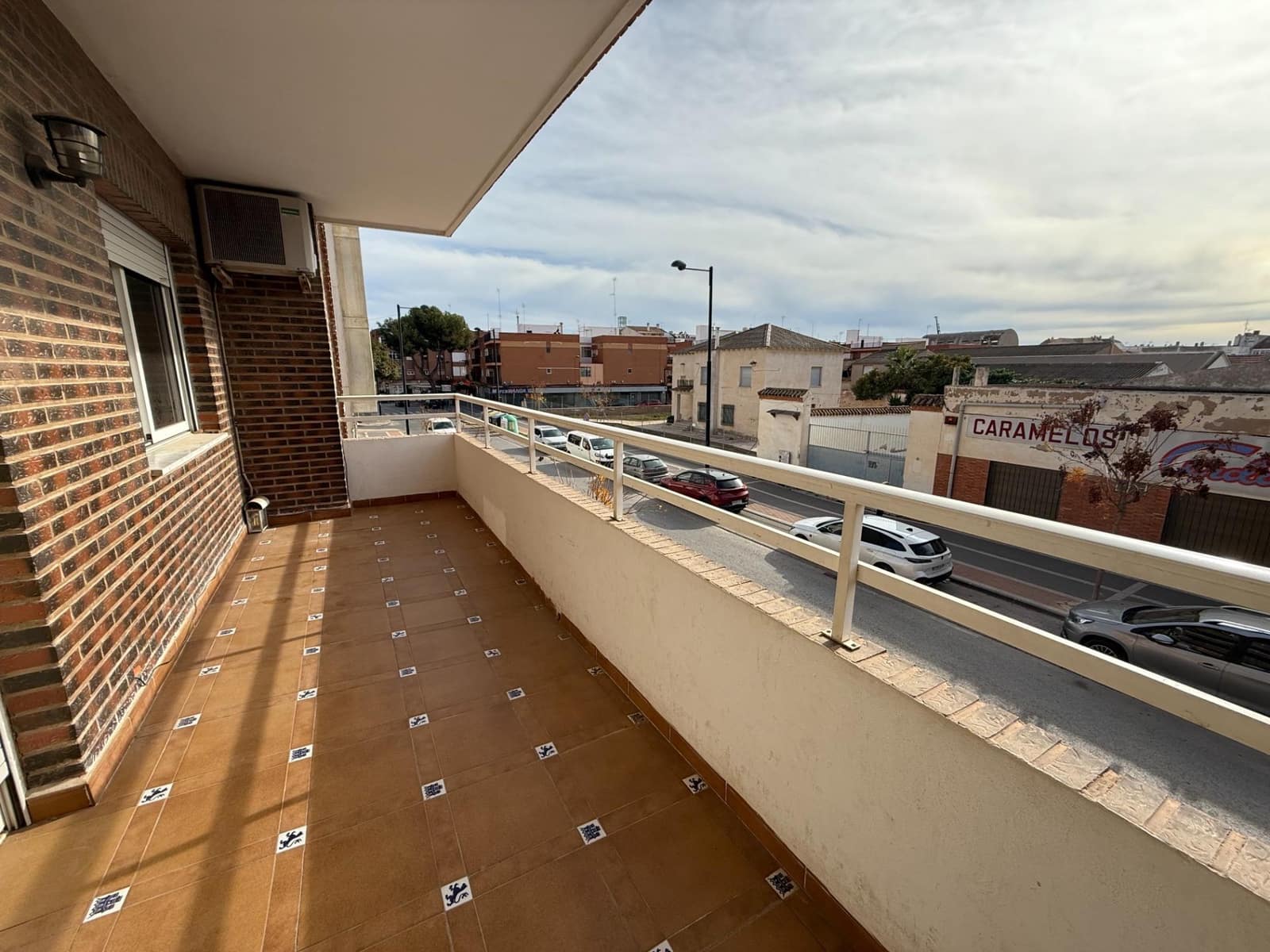 Piso de 4 habitaciones en Torre-Pacheco en alquiler - 700 € (Ref: 9440243)