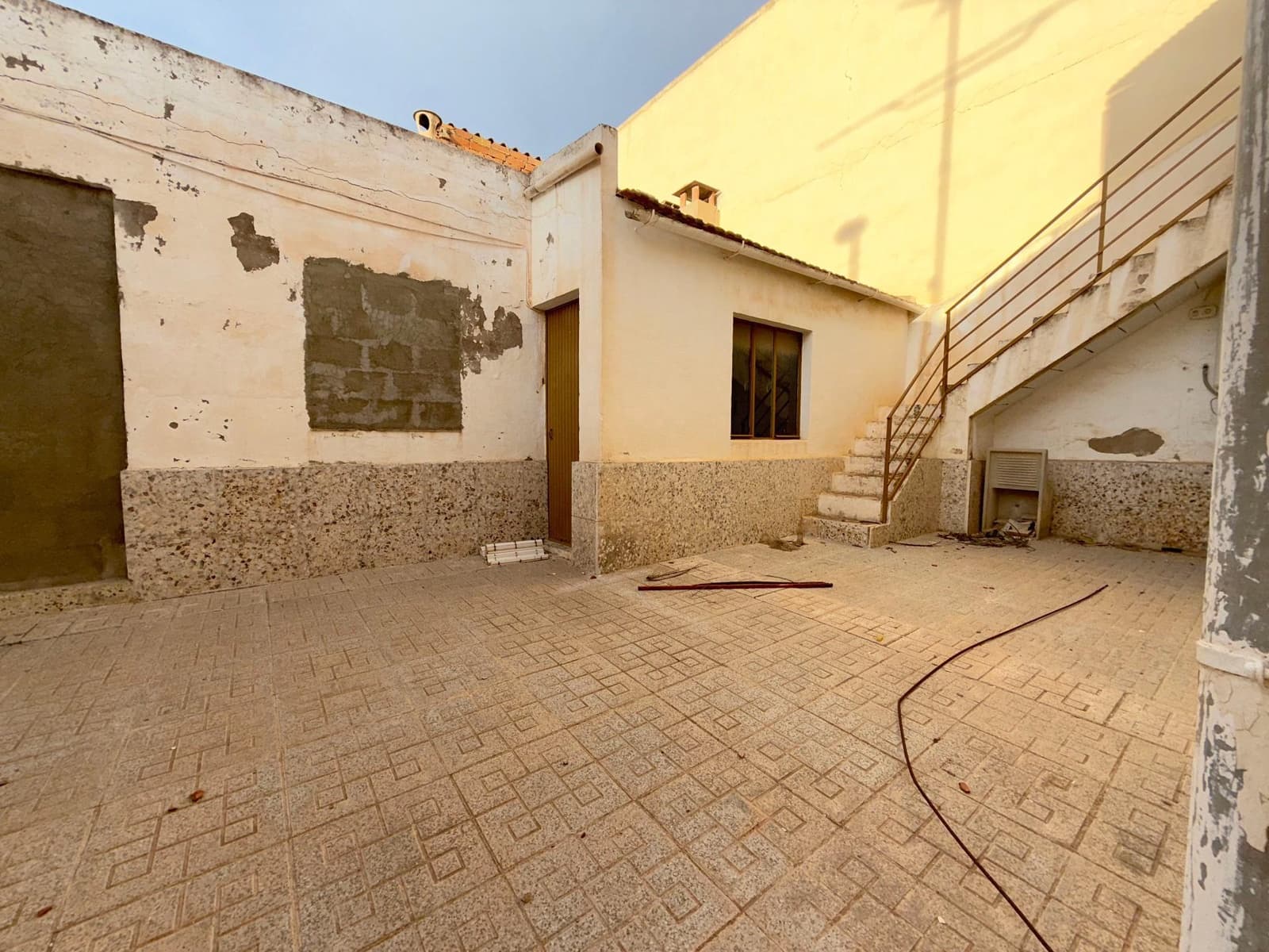 4 bedroom Terraced Villa for sale in Roldan - € 96,000 (Ref: 9462518)