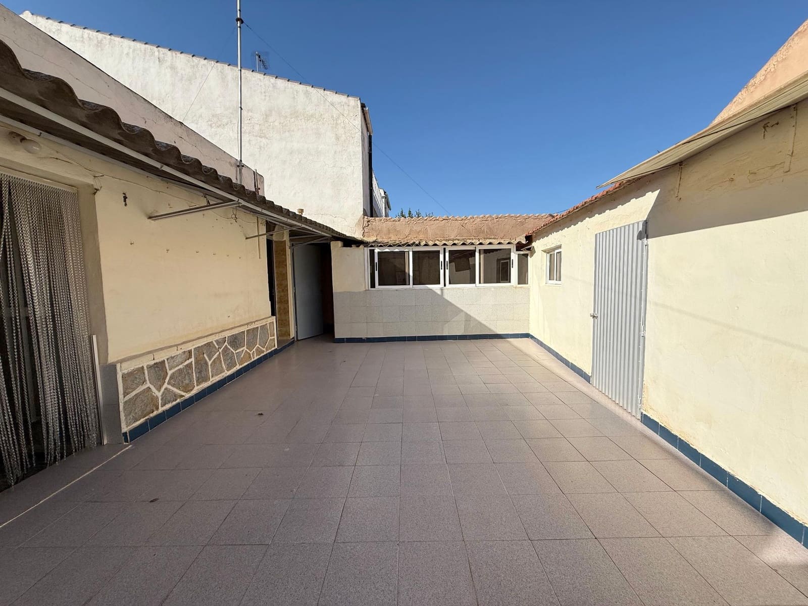 3 makuuhuone Omakotitalo myytävänä paikassa Torre-Pacheco mukana 
autotalli - 165 000 € (Ref: 9513599)