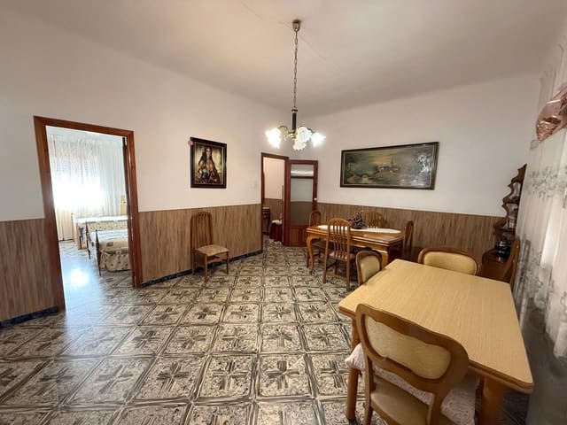 3 makuuhuone Omakotitalo myytävänä paikassa Torre-Pacheco mukana 
autotalli - 165 000 € (Ref: 9513599)