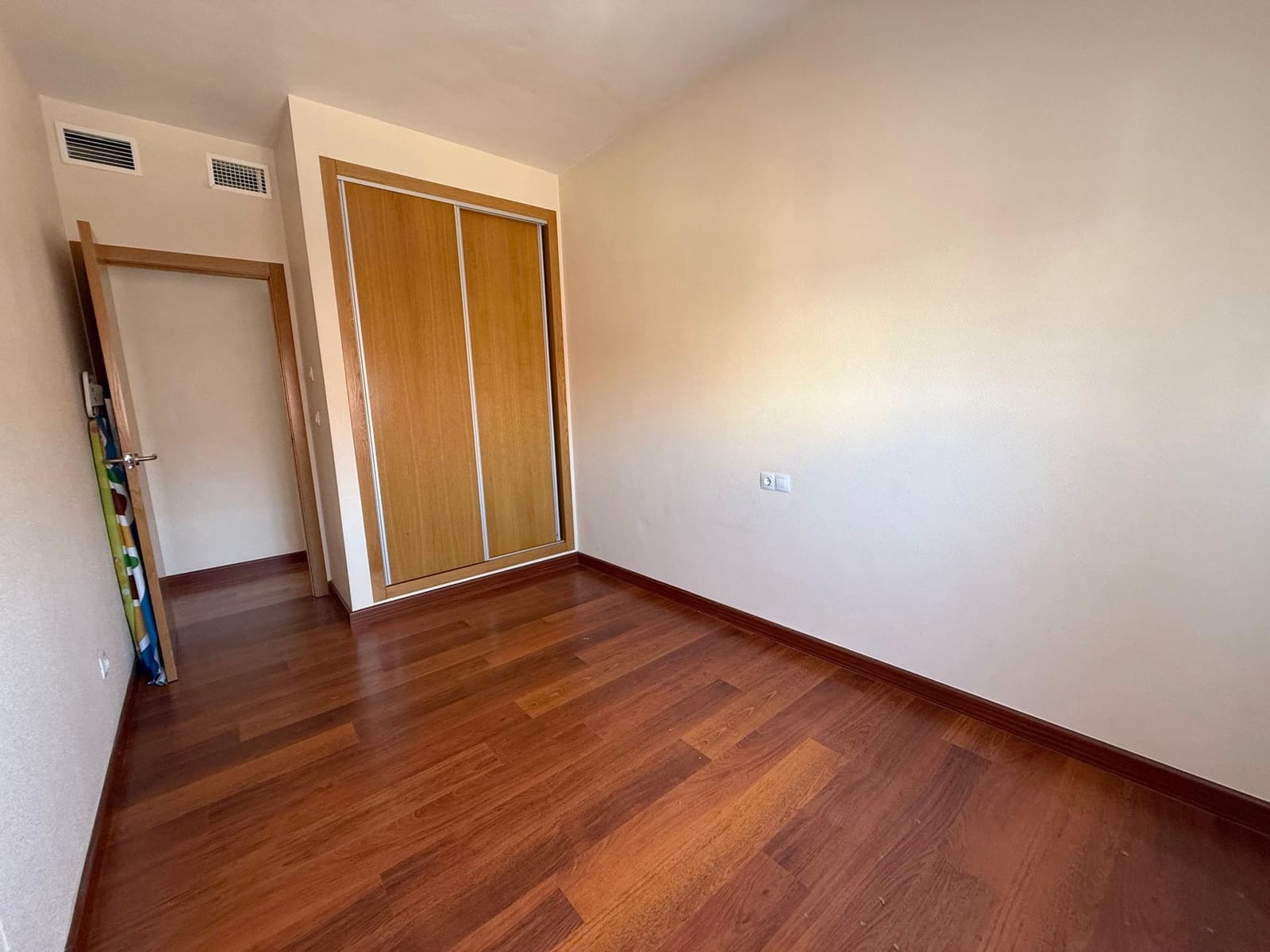 3 makuuhuone Asunto myytävänä paikassa Roldan - 139 000 € (Ref: 9513600)