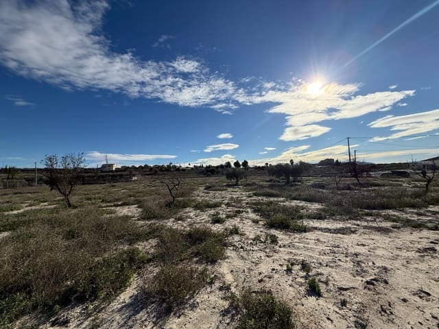 Grunde uden byggetilladelser til salg i Fortuna - € 64.000 (Ref: 9548431)